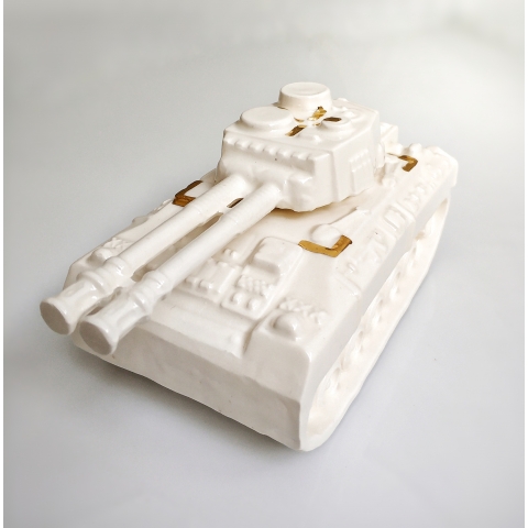 eden hevorni Ceramic Tank with Gold Target